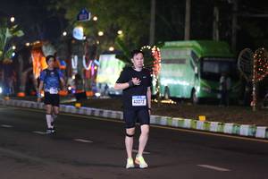 BIB: 43272
                            <button type="button" onclick="openModal(16961479)" class="btn btn-primary btn-sm float-right btn-popup" data-toggle="modal" data-target=".modal-high-quality">
                        <i class="fas fa-shopping-cart"></i> Add to Cart
                    </button>
                                            <button type="button" onclick="isThisMe(16961479, true)" class="btn btn-success btn-sm float-right btn-popup btn-isme hidden" data-toggle="tooltip" data-placement="bottom" title="นี่คือรูปของคุณใช่ไหม คลิกที่นี่เพื่อเอาเข้าอัลบั้ม">
                        <i class="fas fa-plus"></i> Add to album
                    </button>
                    <button type="button" onclick="isThisMe(16961479, false)" class="btn btn-warning btn-sm float-right btn-popup btn-isnotme hidden">
                        <i class="fas fa-ban"></i> Remove from album
                    </button>