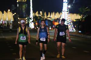 BIB: 41380, 41255
                            <button type="button" onclick="openModal(16979363)" class="btn btn-primary btn-sm float-right btn-popup" data-toggle="modal" data-target=".modal-high-quality">
                        <i class="fas fa-shopping-cart"></i> Add to Cart
                    </button>
                                            <button type="button" onclick="isThisMe(16979363, true)" class="btn btn-success btn-sm float-right btn-popup btn-isme hidden" data-toggle="tooltip" data-placement="bottom" title="นี่คือรูปของคุณใช่ไหม คลิกที่นี่เพื่อเอาเข้าอัลบั้ม">
                        <i class="fas fa-plus"></i> Add to album
                    </button>
                    <button type="button" onclick="isThisMe(16979363, false)" class="btn btn-warning btn-sm float-right btn-popup btn-isnotme hidden">
                        <i class="fas fa-ban"></i> Remove from album
                    </button>