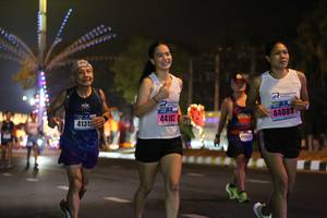 BIB: 41318, 44102, 44089
                            <button type="button" onclick="openModal(16906804)" class="btn btn-primary btn-sm float-right btn-popup" data-toggle="modal" data-target=".modal-high-quality">
                        <i class="fas fa-shopping-cart"></i> Add to Cart
                    </button>
                                            <button type="button" onclick="isThisMe(16906804, true)" class="btn btn-success btn-sm float-right btn-popup btn-isme hidden" data-toggle="tooltip" data-placement="bottom" title="นี่คือรูปของคุณใช่ไหม คลิกที่นี่เพื่อเอาเข้าอัลบั้ม">
                        <i class="fas fa-plus"></i> Add to album
                    </button>
                    <button type="button" onclick="isThisMe(16906804, false)" class="btn btn-warning btn-sm float-right btn-popup btn-isnotme hidden">
                        <i class="fas fa-ban"></i> Remove from album
                    </button>