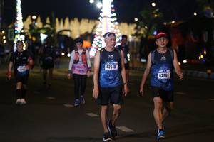 BIB: 42515, 42969
                            <button type="button" onclick="openModal(16960690)" class="btn btn-primary btn-sm float-right btn-popup" data-toggle="modal" data-target=".modal-high-quality">
                        <i class="fas fa-shopping-cart"></i> Add to Cart
                    </button>
                                            <button type="button" onclick="isThisMe(16960690, true)" class="btn btn-success btn-sm float-right btn-popup btn-isme hidden" data-toggle="tooltip" data-placement="bottom" title="นี่คือรูปของคุณใช่ไหม คลิกที่นี่เพื่อเอาเข้าอัลบั้ม">
                        <i class="fas fa-plus"></i> Add to album
                    </button>
                    <button type="button" onclick="isThisMe(16960690, false)" class="btn btn-warning btn-sm float-right btn-popup btn-isnotme hidden">
                        <i class="fas fa-ban"></i> Remove from album
                    </button>