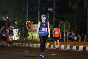 BIB: 4510
                            <button type="button" onclick="openModal(16903730)" class="btn btn-primary btn-sm float-right btn-popup" data-toggle="modal" data-target=".modal-high-quality">
                        <i class="fas fa-shopping-cart"></i> Add to Cart
                    </button>
                                            <button type="button" onclick="isThisMe(16903730, true)" class="btn btn-success btn-sm float-right btn-popup btn-isme hidden" data-toggle="tooltip" data-placement="bottom" title="นี่คือรูปของคุณใช่ไหม คลิกที่นี่เพื่อเอาเข้าอัลบั้ม">
                        <i class="fas fa-plus"></i> Add to album
                    </button>
                    <button type="button" onclick="isThisMe(16903730, false)" class="btn btn-warning btn-sm float-right btn-popup btn-isnotme hidden">
                        <i class="fas fa-ban"></i> Remove from album
                    </button>