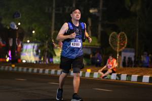 BIB: 43180
                            <button type="button" onclick="openModal(16904424)" class="btn btn-primary btn-sm float-right btn-popup" data-toggle="modal" data-target=".modal-high-quality">
                        <i class="fas fa-shopping-cart"></i> Add to Cart
                    </button>
                                            <button type="button" onclick="isThisMe(16904424, true)" class="btn btn-success btn-sm float-right btn-popup btn-isme hidden" data-toggle="tooltip" data-placement="bottom" title="นี่คือรูปของคุณใช่ไหม คลิกที่นี่เพื่อเอาเข้าอัลบั้ม">
                        <i class="fas fa-plus"></i> Add to album
                    </button>
                    <button type="button" onclick="isThisMe(16904424, false)" class="btn btn-warning btn-sm float-right btn-popup btn-isnotme hidden">
                        <i class="fas fa-ban"></i> Remove from album
                    </button>