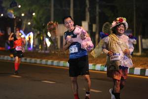 BIB: 134, 66402
                            <button type="button" onclick="openModal(16976729)" class="btn btn-primary btn-sm float-right btn-popup" data-toggle="modal" data-target=".modal-high-quality">
                        <i class="fas fa-shopping-cart"></i> Add to Cart
                    </button>
                                            <button type="button" onclick="isThisMe(16976729, true)" class="btn btn-success btn-sm float-right btn-popup btn-isme hidden" data-toggle="tooltip" data-placement="bottom" title="นี่คือรูปของคุณใช่ไหม คลิกที่นี่เพื่อเอาเข้าอัลบั้ม">
                        <i class="fas fa-plus"></i> Add to album
                    </button>
                    <button type="button" onclick="isThisMe(16976729, false)" class="btn btn-warning btn-sm float-right btn-popup btn-isnotme hidden">
                        <i class="fas fa-ban"></i> Remove from album
                    </button>