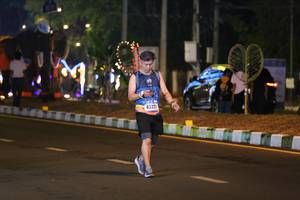 BIB: 43221
                            <button type="button" onclick="openModal(16972679)" class="btn btn-primary btn-sm float-right btn-popup" data-toggle="modal" data-target=".modal-high-quality">
                        <i class="fas fa-shopping-cart"></i> Add to Cart
                    </button>
                                            <button type="button" onclick="isThisMe(16972679, true)" class="btn btn-success btn-sm float-right btn-popup btn-isme hidden" data-toggle="tooltip" data-placement="bottom" title="นี่คือรูปของคุณใช่ไหม คลิกที่นี่เพื่อเอาเข้าอัลบั้ม">
                        <i class="fas fa-plus"></i> Add to album
                    </button>
                    <button type="button" onclick="isThisMe(16972679, false)" class="btn btn-warning btn-sm float-right btn-popup btn-isnotme hidden">
                        <i class="fas fa-ban"></i> Remove from album
                    </button>