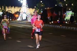 BIB: 6341
                            <button type="button" onclick="openModal(16958316)" class="btn btn-primary btn-sm float-right btn-popup" data-toggle="modal" data-target=".modal-high-quality">
                        <i class="fas fa-shopping-cart"></i> Add to Cart
                    </button>
                                            <button type="button" onclick="isThisMe(16958316, true)" class="btn btn-success btn-sm float-right btn-popup btn-isme hidden" data-toggle="tooltip" data-placement="bottom" title="นี่คือรูปของคุณใช่ไหม คลิกที่นี่เพื่อเอาเข้าอัลบั้ม">
                        <i class="fas fa-plus"></i> Add to album
                    </button>
                    <button type="button" onclick="isThisMe(16958316, false)" class="btn btn-warning btn-sm float-right btn-popup btn-isnotme hidden">
                        <i class="fas fa-ban"></i> Remove from album
                    </button>