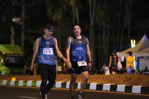 BIB: 42426, 2987
                            <button type="button" onclick="openModal(16894527)" class="btn btn-primary btn-sm float-right btn-popup" data-toggle="modal" data-target=".modal-high-quality">
                        <i class="fas fa-shopping-cart"></i> Add to Cart
                    </button>
                                            <button type="button" onclick="isThisMe(16894527, true)" class="btn btn-success btn-sm float-right btn-popup btn-isme hidden" data-toggle="tooltip" data-placement="bottom" title="นี่คือรูปของคุณใช่ไหม คลิกที่นี่เพื่อเอาเข้าอัลบั้ม">
                        <i class="fas fa-plus"></i> Add to album
                    </button>
                    <button type="button" onclick="isThisMe(16894527, false)" class="btn btn-warning btn-sm float-right btn-popup btn-isnotme hidden">
                        <i class="fas fa-ban"></i> Remove from album
                    </button>