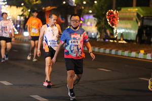BIB: 43070
                            <button type="button" onclick="openModal(16964131)" class="btn btn-primary btn-sm float-right btn-popup" data-toggle="modal" data-target=".modal-high-quality">
                        <i class="fas fa-shopping-cart"></i> Add to Cart
                    </button>
                                            <button type="button" onclick="isThisMe(16964131, true)" class="btn btn-success btn-sm float-right btn-popup btn-isme hidden" data-toggle="tooltip" data-placement="bottom" title="นี่คือรูปของคุณใช่ไหม คลิกที่นี่เพื่อเอาเข้าอัลบั้ม">
                        <i class="fas fa-plus"></i> Add to album
                    </button>
                    <button type="button" onclick="isThisMe(16964131, false)" class="btn btn-warning btn-sm float-right btn-popup btn-isnotme hidden">
                        <i class="fas fa-ban"></i> Remove from album
                    </button>