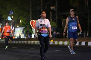 BIB: 41786, 25701
                            <button type="button" onclick="openModal(16879387)" class="btn btn-primary btn-sm float-right btn-popup" data-toggle="modal" data-target=".modal-high-quality">
                        <i class="fas fa-shopping-cart"></i> Add to Cart
                    </button>
                                            <button type="button" onclick="isThisMe(16879387, true)" class="btn btn-success btn-sm float-right btn-popup btn-isme hidden" data-toggle="tooltip" data-placement="bottom" title="นี่คือรูปของคุณใช่ไหม คลิกที่นี่เพื่อเอาเข้าอัลบั้ม">
                        <i class="fas fa-plus"></i> Add to album
                    </button>
                    <button type="button" onclick="isThisMe(16879387, false)" class="btn btn-warning btn-sm float-right btn-popup btn-isnotme hidden">
                        <i class="fas fa-ban"></i> Remove from album
                    </button>