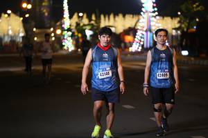 BIB: 43140, 42409
                            <button type="button" onclick="openModal(16967790)" class="btn btn-primary btn-sm float-right btn-popup" data-toggle="modal" data-target=".modal-high-quality">
                        <i class="fas fa-shopping-cart"></i> Add to Cart
                    </button>
                                            <button type="button" onclick="isThisMe(16967790, true)" class="btn btn-success btn-sm float-right btn-popup btn-isme hidden" data-toggle="tooltip" data-placement="bottom" title="นี่คือรูปของคุณใช่ไหม คลิกที่นี่เพื่อเอาเข้าอัลบั้ม">
                        <i class="fas fa-plus"></i> Add to album
                    </button>
                    <button type="button" onclick="isThisMe(16967790, false)" class="btn btn-warning btn-sm float-right btn-popup btn-isnotme hidden">
                        <i class="fas fa-ban"></i> Remove from album
                    </button>