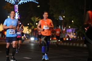 BIB: 2121, 40769
                            <button type="button" onclick="openModal(16881209)" class="btn btn-primary btn-sm float-right btn-popup" data-toggle="modal" data-target=".modal-high-quality">
                        <i class="fas fa-shopping-cart"></i> Add to Cart
                    </button>
                                            <button type="button" onclick="isThisMe(16881209, true)" class="btn btn-success btn-sm float-right btn-popup btn-isme hidden" data-toggle="tooltip" data-placement="bottom" title="นี่คือรูปของคุณใช่ไหม คลิกที่นี่เพื่อเอาเข้าอัลบั้ม">
                        <i class="fas fa-plus"></i> Add to album
                    </button>
                    <button type="button" onclick="isThisMe(16881209, false)" class="btn btn-warning btn-sm float-right btn-popup btn-isnotme hidden">
                        <i class="fas fa-ban"></i> Remove from album
                    </button>