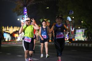 BIB: 4106, 44304, 44221
                            <button type="button" onclick="openModal(16942307)" class="btn btn-primary btn-sm float-right btn-popup" data-toggle="modal" data-target=".modal-high-quality">
                        <i class="fas fa-shopping-cart"></i> Add to Cart
                    </button>
                                            <button type="button" onclick="isThisMe(16942307, true)" class="btn btn-success btn-sm float-right btn-popup btn-isme hidden" data-toggle="tooltip" data-placement="bottom" title="นี่คือรูปของคุณใช่ไหม คลิกที่นี่เพื่อเอาเข้าอัลบั้ม">
                        <i class="fas fa-plus"></i> Add to album
                    </button>
                    <button type="button" onclick="isThisMe(16942307, false)" class="btn btn-warning btn-sm float-right btn-popup btn-isnotme hidden">
                        <i class="fas fa-ban"></i> Remove from album
                    </button>