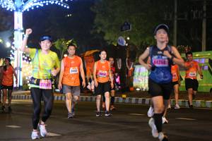 BIB: 4268, 24152, 2030, 26514, 27047
                            <button type="button" onclick="openModal(16869238)" class="btn btn-primary btn-sm float-right btn-popup" data-toggle="modal" data-target=".modal-high-quality">
                        <i class="fas fa-shopping-cart"></i> Add to Cart
                    </button>
                                            <button type="button" onclick="isThisMe(16869238, true)" class="btn btn-success btn-sm float-right btn-popup btn-isme hidden" data-toggle="tooltip" data-placement="bottom" title="นี่คือรูปของคุณใช่ไหม คลิกที่นี่เพื่อเอาเข้าอัลบั้ม">
                        <i class="fas fa-plus"></i> Add to album
                    </button>
                    <button type="button" onclick="isThisMe(16869238, false)" class="btn btn-warning btn-sm float-right btn-popup btn-isnotme hidden">
                        <i class="fas fa-ban"></i> Remove from album
                    </button>