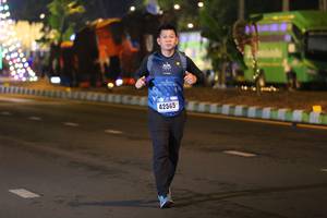 BIB: 42565
                            <button type="button" onclick="openModal(16946220)" class="btn btn-primary btn-sm float-right btn-popup" data-toggle="modal" data-target=".modal-high-quality">
                        <i class="fas fa-shopping-cart"></i> Add to Cart
                    </button>
                                            <button type="button" onclick="isThisMe(16946220, true)" class="btn btn-success btn-sm float-right btn-popup btn-isme hidden" data-toggle="tooltip" data-placement="bottom" title="นี่คือรูปของคุณใช่ไหม คลิกที่นี่เพื่อเอาเข้าอัลบั้ม">
                        <i class="fas fa-plus"></i> Add to album
                    </button>
                    <button type="button" onclick="isThisMe(16946220, false)" class="btn btn-warning btn-sm float-right btn-popup btn-isnotme hidden">
                        <i class="fas fa-ban"></i> Remove from album
                    </button>