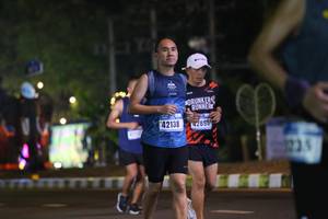 BIB: 42138, 2895, 225
                            <button type="button" onclick="openModal(16897814)" class="btn btn-primary btn-sm float-right btn-popup" data-toggle="modal" data-target=".modal-high-quality">
                        <i class="fas fa-shopping-cart"></i> Add to Cart
                    </button>
                                            <button type="button" onclick="isThisMe(16897814, true)" class="btn btn-success btn-sm float-right btn-popup btn-isme hidden" data-toggle="tooltip" data-placement="bottom" title="นี่คือรูปของคุณใช่ไหม คลิกที่นี่เพื่อเอาเข้าอัลบั้ม">
                        <i class="fas fa-plus"></i> Add to album
                    </button>
                    <button type="button" onclick="isThisMe(16897814, false)" class="btn btn-warning btn-sm float-right btn-popup btn-isnotme hidden">
                        <i class="fas fa-ban"></i> Remove from album
                    </button>
