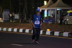 BIB: 43098
                            <button type="button" onclick="openModal(16977233)" class="btn btn-primary btn-sm float-right btn-popup" data-toggle="modal" data-target=".modal-high-quality">
                        <i class="fas fa-shopping-cart"></i> Add to Cart
                    </button>
                                            <button type="button" onclick="isThisMe(16977233, true)" class="btn btn-success btn-sm float-right btn-popup btn-isme hidden" data-toggle="tooltip" data-placement="bottom" title="นี่คือรูปของคุณใช่ไหม คลิกที่นี่เพื่อเอาเข้าอัลบั้ม">
                        <i class="fas fa-plus"></i> Add to album
                    </button>
                    <button type="button" onclick="isThisMe(16977233, false)" class="btn btn-warning btn-sm float-right btn-popup btn-isnotme hidden">
                        <i class="fas fa-ban"></i> Remove from album
                    </button>