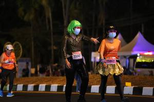 BIB: 23347, 25862
                            <button type="button" onclick="openModal(16880434)" class="btn btn-primary btn-sm float-right btn-popup" data-toggle="modal" data-target=".modal-high-quality">
                        <i class="fas fa-shopping-cart"></i> Add to Cart
                    </button>
                                            <button type="button" onclick="isThisMe(16880434, true)" class="btn btn-success btn-sm float-right btn-popup btn-isme hidden" data-toggle="tooltip" data-placement="bottom" title="นี่คือรูปของคุณใช่ไหม คลิกที่นี่เพื่อเอาเข้าอัลบั้ม">
                        <i class="fas fa-plus"></i> Add to album
                    </button>
                    <button type="button" onclick="isThisMe(16880434, false)" class="btn btn-warning btn-sm float-right btn-popup btn-isnotme hidden">
                        <i class="fas fa-ban"></i> Remove from album
                    </button>