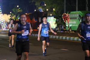 BIB: 40497, 2343, 431
                            <button type="button" onclick="openModal(16958992)" class="btn btn-primary btn-sm float-right btn-popup" data-toggle="modal" data-target=".modal-high-quality">
                        <i class="fas fa-shopping-cart"></i> Add to Cart
                    </button>
                                            <button type="button" onclick="isThisMe(16958992, true)" class="btn btn-success btn-sm float-right btn-popup btn-isme hidden" data-toggle="tooltip" data-placement="bottom" title="นี่คือรูปของคุณใช่ไหม คลิกที่นี่เพื่อเอาเข้าอัลบั้ม">
                        <i class="fas fa-plus"></i> Add to album
                    </button>
                    <button type="button" onclick="isThisMe(16958992, false)" class="btn btn-warning btn-sm float-right btn-popup btn-isnotme hidden">
                        <i class="fas fa-ban"></i> Remove from album
                    </button>