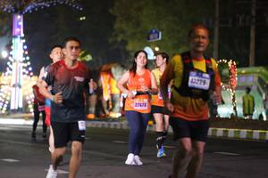 BIB: 43229, 27674
                            <button type="button" onclick="openModal(16900848)" class="btn btn-primary btn-sm float-right btn-popup" data-toggle="modal" data-target=".modal-high-quality">
                        <i class="fas fa-shopping-cart"></i> Add to Cart
                    </button>
                                            <button type="button" onclick="isThisMe(16900848, true)" class="btn btn-success btn-sm float-right btn-popup btn-isme hidden" data-toggle="tooltip" data-placement="bottom" title="นี่คือรูปของคุณใช่ไหม คลิกที่นี่เพื่อเอาเข้าอัลบั้ม">
                        <i class="fas fa-plus"></i> Add to album
                    </button>
                    <button type="button" onclick="isThisMe(16900848, false)" class="btn btn-warning btn-sm float-right btn-popup btn-isnotme hidden">
                        <i class="fas fa-ban"></i> Remove from album
                    </button>