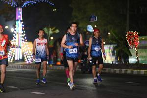 BIB: 41595, 42174, 918, 0231
                            <button type="button" onclick="openModal(16906999)" class="btn btn-primary btn-sm float-right btn-popup" data-toggle="modal" data-target=".modal-high-quality">
                        <i class="fas fa-shopping-cart"></i> Add to Cart
                    </button>
                                            <button type="button" onclick="isThisMe(16906999, true)" class="btn btn-success btn-sm float-right btn-popup btn-isme hidden" data-toggle="tooltip" data-placement="bottom" title="นี่คือรูปของคุณใช่ไหม คลิกที่นี่เพื่อเอาเข้าอัลบั้ม">
                        <i class="fas fa-plus"></i> Add to album
                    </button>
                    <button type="button" onclick="isThisMe(16906999, false)" class="btn btn-warning btn-sm float-right btn-popup btn-isnotme hidden">
                        <i class="fas fa-ban"></i> Remove from album
                    </button>