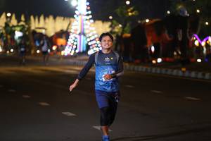 BIB: 
                            <button type="button" onclick="openModal(16974903)" class="btn btn-primary btn-sm float-right btn-popup" data-toggle="modal" data-target=".modal-high-quality">
                        <i class="fas fa-shopping-cart"></i> Add to Cart
                    </button>
                                            <button type="button" onclick="isThisMe(16974903, true)" class="btn btn-success btn-sm float-right btn-popup btn-isme hidden" data-toggle="tooltip" data-placement="bottom" title="นี่คือรูปของคุณใช่ไหม คลิกที่นี่เพื่อเอาเข้าอัลบั้ม">
                        <i class="fas fa-plus"></i> Add to album
                    </button>
                    <button type="button" onclick="isThisMe(16974903, false)" class="btn btn-warning btn-sm float-right btn-popup btn-isnotme hidden">
                        <i class="fas fa-ban"></i> Remove from album
                    </button>