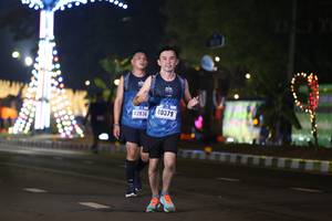 BIB: 40379, 42836
                            <button type="button" onclick="openModal(16890041)" class="btn btn-primary btn-sm float-right btn-popup" data-toggle="modal" data-target=".modal-high-quality">
                        <i class="fas fa-shopping-cart"></i> Add to Cart
                    </button>
                                            <button type="button" onclick="isThisMe(16890041, true)" class="btn btn-success btn-sm float-right btn-popup btn-isme hidden" data-toggle="tooltip" data-placement="bottom" title="นี่คือรูปของคุณใช่ไหม คลิกที่นี่เพื่อเอาเข้าอัลบั้ม">
                        <i class="fas fa-plus"></i> Add to album
                    </button>
                    <button type="button" onclick="isThisMe(16890041, false)" class="btn btn-warning btn-sm float-right btn-popup btn-isnotme hidden">
                        <i class="fas fa-ban"></i> Remove from album
                    </button>