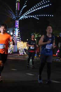 BIB: 2332, 41087, 5564
                            <button type="button" onclick="openModal(16873859)" class="btn btn-primary btn-sm float-right btn-popup" data-toggle="modal" data-target=".modal-high-quality">
                        <i class="fas fa-shopping-cart"></i> Add to Cart
                    </button>
                                            <button type="button" onclick="isThisMe(16873859, true)" class="btn btn-success btn-sm float-right btn-popup btn-isme hidden" data-toggle="tooltip" data-placement="bottom" title="นี่คือรูปของคุณใช่ไหม คลิกที่นี่เพื่อเอาเข้าอัลบั้ม">
                        <i class="fas fa-plus"></i> Add to album
                    </button>
                    <button type="button" onclick="isThisMe(16873859, false)" class="btn btn-warning btn-sm float-right btn-popup btn-isnotme hidden">
                        <i class="fas fa-ban"></i> Remove from album
                    </button>