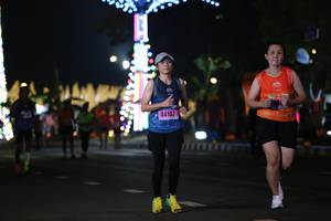 BIB: 44107
                            <button type="button" onclick="openModal(16875603)" class="btn btn-primary btn-sm float-right btn-popup" data-toggle="modal" data-target=".modal-high-quality">
                        <i class="fas fa-shopping-cart"></i> Add to Cart
                    </button>
                                            <button type="button" onclick="isThisMe(16875603, true)" class="btn btn-success btn-sm float-right btn-popup btn-isme hidden" data-toggle="tooltip" data-placement="bottom" title="นี่คือรูปของคุณใช่ไหม คลิกที่นี่เพื่อเอาเข้าอัลบั้ม">
                        <i class="fas fa-plus"></i> Add to album
                    </button>
                    <button type="button" onclick="isThisMe(16875603, false)" class="btn btn-warning btn-sm float-right btn-popup btn-isnotme hidden">
                        <i class="fas fa-ban"></i> Remove from album
                    </button>