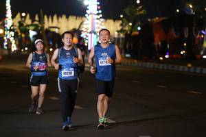 BIB: 4174, 0529, 40210
                            <button type="button" onclick="openModal(16956479)" class="btn btn-primary btn-sm float-right btn-popup" data-toggle="modal" data-target=".modal-high-quality">
                        <i class="fas fa-shopping-cart"></i> Add to Cart
                    </button>
                                            <button type="button" onclick="isThisMe(16956479, true)" class="btn btn-success btn-sm float-right btn-popup btn-isme hidden" data-toggle="tooltip" data-placement="bottom" title="นี่คือรูปของคุณใช่ไหม คลิกที่นี่เพื่อเอาเข้าอัลบั้ม">
                        <i class="fas fa-plus"></i> Add to album
                    </button>
                    <button type="button" onclick="isThisMe(16956479, false)" class="btn btn-warning btn-sm float-right btn-popup btn-isnotme hidden">
                        <i class="fas fa-ban"></i> Remove from album
                    </button>