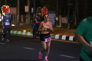 BIB: 79415
                            <button type="button" onclick="openModal(16977229)" class="btn btn-primary btn-sm float-right btn-popup" data-toggle="modal" data-target=".modal-high-quality">
                        <i class="fas fa-shopping-cart"></i> Add to Cart
                    </button>
                                            <button type="button" onclick="isThisMe(16977229, true)" class="btn btn-success btn-sm float-right btn-popup btn-isme hidden" data-toggle="tooltip" data-placement="bottom" title="นี่คือรูปของคุณใช่ไหม คลิกที่นี่เพื่อเอาเข้าอัลบั้ม">
                        <i class="fas fa-plus"></i> Add to album
                    </button>
                    <button type="button" onclick="isThisMe(16977229, false)" class="btn btn-warning btn-sm float-right btn-popup btn-isnotme hidden">
                        <i class="fas fa-ban"></i> Remove from album
                    </button>