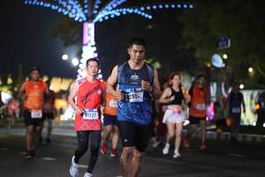 BIB: 2906, 1237
                            <button type="button" onclick="openModal(16870411)" class="btn btn-primary btn-sm float-right btn-popup" data-toggle="modal" data-target=".modal-high-quality">
                        <i class="fas fa-shopping-cart"></i> Add to Cart
                    </button>
                                            <button type="button" onclick="isThisMe(16870411, true)" class="btn btn-success btn-sm float-right btn-popup btn-isme hidden" data-toggle="tooltip" data-placement="bottom" title="นี่คือรูปของคุณใช่ไหม คลิกที่นี่เพื่อเอาเข้าอัลบั้ม">
                        <i class="fas fa-plus"></i> Add to album
                    </button>
                    <button type="button" onclick="isThisMe(16870411, false)" class="btn btn-warning btn-sm float-right btn-popup btn-isnotme hidden">
                        <i class="fas fa-ban"></i> Remove from album
                    </button>