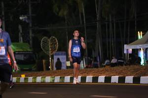 BIB: 451, 41650
                            <button type="button" onclick="openModal(16896581)" class="btn btn-primary btn-sm float-right btn-popup" data-toggle="modal" data-target=".modal-high-quality">
                        <i class="fas fa-shopping-cart"></i> Add to Cart
                    </button>
                                            <button type="button" onclick="isThisMe(16896581, true)" class="btn btn-success btn-sm float-right btn-popup btn-isme hidden" data-toggle="tooltip" data-placement="bottom" title="นี่คือรูปของคุณใช่ไหม คลิกที่นี่เพื่อเอาเข้าอัลบั้ม">
                        <i class="fas fa-plus"></i> Add to album
                    </button>
                    <button type="button" onclick="isThisMe(16896581, false)" class="btn btn-warning btn-sm float-right btn-popup btn-isnotme hidden">
                        <i class="fas fa-ban"></i> Remove from album
                    </button>