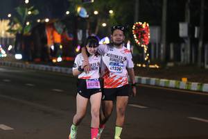 BIB: 40336
                            <button type="button" onclick="openModal(16970755)" class="btn btn-primary btn-sm float-right btn-popup" data-toggle="modal" data-target=".modal-high-quality">
                        <i class="fas fa-shopping-cart"></i> Add to Cart
                    </button>
                                            <button type="button" onclick="isThisMe(16970755, true)" class="btn btn-success btn-sm float-right btn-popup btn-isme hidden" data-toggle="tooltip" data-placement="bottom" title="นี่คือรูปของคุณใช่ไหม คลิกที่นี่เพื่อเอาเข้าอัลบั้ม">
                        <i class="fas fa-plus"></i> Add to album
                    </button>
                    <button type="button" onclick="isThisMe(16970755, false)" class="btn btn-warning btn-sm float-right btn-popup btn-isnotme hidden">
                        <i class="fas fa-ban"></i> Remove from album
                    </button>