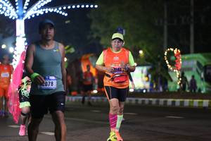 BIB: 078
                            <button type="button" onclick="openModal(16875339)" class="btn btn-primary btn-sm float-right btn-popup" data-toggle="modal" data-target=".modal-high-quality">
                        <i class="fas fa-shopping-cart"></i> Add to Cart
                    </button>
                                            <button type="button" onclick="isThisMe(16875339, true)" class="btn btn-success btn-sm float-right btn-popup btn-isme hidden" data-toggle="tooltip" data-placement="bottom" title="นี่คือรูปของคุณใช่ไหม คลิกที่นี่เพื่อเอาเข้าอัลบั้ม">
                        <i class="fas fa-plus"></i> Add to album
                    </button>
                    <button type="button" onclick="isThisMe(16875339, false)" class="btn btn-warning btn-sm float-right btn-popup btn-isnotme hidden">
                        <i class="fas fa-ban"></i> Remove from album
                    </button>