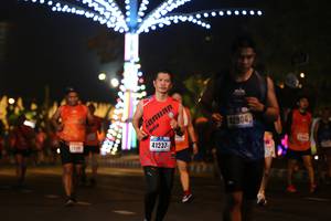 BIB: 12904
                            <button type="button" onclick="openModal(16870444)" class="btn btn-primary btn-sm float-right btn-popup" data-toggle="modal" data-target=".modal-high-quality">
                        <i class="fas fa-shopping-cart"></i> Add to Cart
                    </button>
                                            <button type="button" onclick="isThisMe(16870444, true)" class="btn btn-success btn-sm float-right btn-popup btn-isme hidden" data-toggle="tooltip" data-placement="bottom" title="นี่คือรูปของคุณใช่ไหม คลิกที่นี่เพื่อเอาเข้าอัลบั้ม">
                        <i class="fas fa-plus"></i> Add to album
                    </button>
                    <button type="button" onclick="isThisMe(16870444, false)" class="btn btn-warning btn-sm float-right btn-popup btn-isnotme hidden">
                        <i class="fas fa-ban"></i> Remove from album
                    </button>