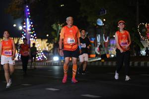 BIB: 23040, 26390, 2546, 25614, 
                            <button type="button" onclick="openModal(16869510)" class="btn btn-primary btn-sm float-right btn-popup" data-toggle="modal" data-target=".modal-high-quality">
                        <i class="fas fa-shopping-cart"></i> Add to Cart
                    </button>
                                            <button type="button" onclick="isThisMe(16869510, true)" class="btn btn-success btn-sm float-right btn-popup btn-isme hidden" data-toggle="tooltip" data-placement="bottom" title="นี่คือรูปของคุณใช่ไหม คลิกที่นี่เพื่อเอาเข้าอัลบั้ม">
                        <i class="fas fa-plus"></i> Add to album
                    </button>
                    <button type="button" onclick="isThisMe(16869510, false)" class="btn btn-warning btn-sm float-right btn-popup btn-isnotme hidden">
                        <i class="fas fa-ban"></i> Remove from album
                    </button>