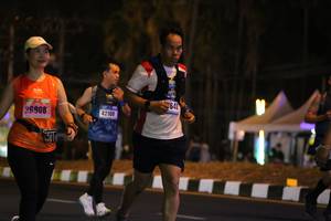 BIB: 640, 26908, 42108
                            <button type="button" onclick="openModal(16903163)" class="btn btn-primary btn-sm float-right btn-popup" data-toggle="modal" data-target=".modal-high-quality">
                        <i class="fas fa-shopping-cart"></i> Add to Cart
                    </button>
                                            <button type="button" onclick="isThisMe(16903163, true)" class="btn btn-success btn-sm float-right btn-popup btn-isme hidden" data-toggle="tooltip" data-placement="bottom" title="นี่คือรูปของคุณใช่ไหม คลิกที่นี่เพื่อเอาเข้าอัลบั้ม">
                        <i class="fas fa-plus"></i> Add to album
                    </button>
                    <button type="button" onclick="isThisMe(16903163, false)" class="btn btn-warning btn-sm float-right btn-popup btn-isnotme hidden">
                        <i class="fas fa-ban"></i> Remove from album
                    </button>