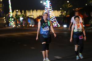 BIB: 42870, 445
                            <button type="button" onclick="openModal(16975618)" class="btn btn-primary btn-sm float-right btn-popup" data-toggle="modal" data-target=".modal-high-quality">
                        <i class="fas fa-shopping-cart"></i> Add to Cart
                    </button>
                                            <button type="button" onclick="isThisMe(16975618, true)" class="btn btn-success btn-sm float-right btn-popup btn-isme hidden" data-toggle="tooltip" data-placement="bottom" title="นี่คือรูปของคุณใช่ไหม คลิกที่นี่เพื่อเอาเข้าอัลบั้ม">
                        <i class="fas fa-plus"></i> Add to album
                    </button>
                    <button type="button" onclick="isThisMe(16975618, false)" class="btn btn-warning btn-sm float-right btn-popup btn-isnotme hidden">
                        <i class="fas fa-ban"></i> Remove from album
                    </button>