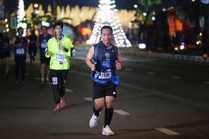 BIB: 6902, 42598
                            <button type="button" onclick="openModal(16956371)" class="btn btn-primary btn-sm float-right btn-popup" data-toggle="modal" data-target=".modal-high-quality">
                        <i class="fas fa-shopping-cart"></i> Add to Cart
                    </button>
                                            <button type="button" onclick="isThisMe(16956371, true)" class="btn btn-success btn-sm float-right btn-popup btn-isme hidden" data-toggle="tooltip" data-placement="bottom" title="นี่คือรูปของคุณใช่ไหม คลิกที่นี่เพื่อเอาเข้าอัลบั้ม">
                        <i class="fas fa-plus"></i> Add to album
                    </button>
                    <button type="button" onclick="isThisMe(16956371, false)" class="btn btn-warning btn-sm float-right btn-popup btn-isnotme hidden">
                        <i class="fas fa-ban"></i> Remove from album
                    </button>