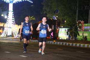 BIB: 41379, 42836
                            <button type="button" onclick="openModal(16889994)" class="btn btn-primary btn-sm float-right btn-popup" data-toggle="modal" data-target=".modal-high-quality">
                        <i class="fas fa-shopping-cart"></i> Add to Cart
                    </button>
                                            <button type="button" onclick="isThisMe(16889994, true)" class="btn btn-success btn-sm float-right btn-popup btn-isme hidden" data-toggle="tooltip" data-placement="bottom" title="นี่คือรูปของคุณใช่ไหม คลิกที่นี่เพื่อเอาเข้าอัลบั้ม">
                        <i class="fas fa-plus"></i> Add to album
                    </button>
                    <button type="button" onclick="isThisMe(16889994, false)" class="btn btn-warning btn-sm float-right btn-popup btn-isnotme hidden">
                        <i class="fas fa-ban"></i> Remove from album
                    </button>