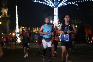 BIB: 258, 40514
                            <button type="button" onclick="openModal(16900758)" class="btn btn-primary btn-sm float-right btn-popup" data-toggle="modal" data-target=".modal-high-quality">
                        <i class="fas fa-shopping-cart"></i> Add to Cart
                    </button>
                                            <button type="button" onclick="isThisMe(16900758, true)" class="btn btn-success btn-sm float-right btn-popup btn-isme hidden" data-toggle="tooltip" data-placement="bottom" title="นี่คือรูปของคุณใช่ไหม คลิกที่นี่เพื่อเอาเข้าอัลบั้ม">
                        <i class="fas fa-plus"></i> Add to album
                    </button>
                    <button type="button" onclick="isThisMe(16900758, false)" class="btn btn-warning btn-sm float-right btn-popup btn-isnotme hidden">
                        <i class="fas fa-ban"></i> Remove from album
                    </button>
