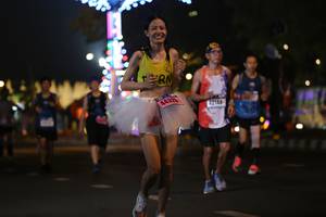 BIB: 432, 42148
                            <button type="button" onclick="openModal(16923984)" class="btn btn-primary btn-sm float-right btn-popup" data-toggle="modal" data-target=".modal-high-quality">
                        <i class="fas fa-shopping-cart"></i> Add to Cart
                    </button>
                                            <button type="button" onclick="isThisMe(16923984, true)" class="btn btn-success btn-sm float-right btn-popup btn-isme hidden" data-toggle="tooltip" data-placement="bottom" title="นี่คือรูปของคุณใช่ไหม คลิกที่นี่เพื่อเอาเข้าอัลบั้ม">
                        <i class="fas fa-plus"></i> Add to album
                    </button>
                    <button type="button" onclick="isThisMe(16923984, false)" class="btn btn-warning btn-sm float-right btn-popup btn-isnotme hidden">
                        <i class="fas fa-ban"></i> Remove from album
                    </button>