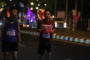 BIB: 41291, 42206
                            <button type="button" onclick="openModal(16978894)" class="btn btn-primary btn-sm float-right btn-popup" data-toggle="modal" data-target=".modal-high-quality">
                        <i class="fas fa-shopping-cart"></i> Add to Cart
                    </button>
                                            <button type="button" onclick="isThisMe(16978894, true)" class="btn btn-success btn-sm float-right btn-popup btn-isme hidden" data-toggle="tooltip" data-placement="bottom" title="นี่คือรูปของคุณใช่ไหม คลิกที่นี่เพื่อเอาเข้าอัลบั้ม">
                        <i class="fas fa-plus"></i> Add to album
                    </button>
                    <button type="button" onclick="isThisMe(16978894, false)" class="btn btn-warning btn-sm float-right btn-popup btn-isnotme hidden">
                        <i class="fas fa-ban"></i> Remove from album
                    </button>