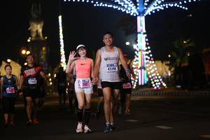 BIB: 42398, 42669, 297
                            <button type="button" onclick="openModal(16944077)" class="btn btn-primary btn-sm float-right btn-popup" data-toggle="modal" data-target=".modal-high-quality">
                        <i class="fas fa-shopping-cart"></i> Add to Cart
                    </button>
                                            <button type="button" onclick="isThisMe(16944077, true)" class="btn btn-success btn-sm float-right btn-popup btn-isme hidden" data-toggle="tooltip" data-placement="bottom" title="นี่คือรูปของคุณใช่ไหม คลิกที่นี่เพื่อเอาเข้าอัลบั้ม">
                        <i class="fas fa-plus"></i> Add to album
                    </button>
                    <button type="button" onclick="isThisMe(16944077, false)" class="btn btn-warning btn-sm float-right btn-popup btn-isnotme hidden">
                        <i class="fas fa-ban"></i> Remove from album
                    </button>