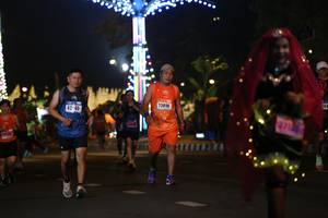 BIB: 23890, 271
                            <button type="button" onclick="openModal(16875399)" class="btn btn-primary btn-sm float-right btn-popup" data-toggle="modal" data-target=".modal-high-quality">
                        <i class="fas fa-shopping-cart"></i> Add to Cart
                    </button>
                                            <button type="button" onclick="isThisMe(16875399, true)" class="btn btn-success btn-sm float-right btn-popup btn-isme hidden" data-toggle="tooltip" data-placement="bottom" title="นี่คือรูปของคุณใช่ไหม คลิกที่นี่เพื่อเอาเข้าอัลบั้ม">
                        <i class="fas fa-plus"></i> Add to album
                    </button>
                    <button type="button" onclick="isThisMe(16875399, false)" class="btn btn-warning btn-sm float-right btn-popup btn-isnotme hidden">
                        <i class="fas fa-ban"></i> Remove from album
                    </button>