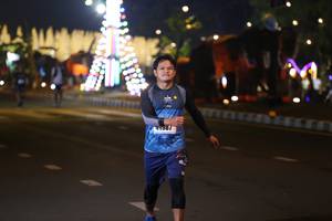 BIB: 987, 6135
                            <button type="button" onclick="openModal(16974933)" class="btn btn-primary btn-sm float-right btn-popup" data-toggle="modal" data-target=".modal-high-quality">
                        <i class="fas fa-shopping-cart"></i> Add to Cart
                    </button>
                                            <button type="button" onclick="isThisMe(16974933, true)" class="btn btn-success btn-sm float-right btn-popup btn-isme hidden" data-toggle="tooltip" data-placement="bottom" title="นี่คือรูปของคุณใช่ไหม คลิกที่นี่เพื่อเอาเข้าอัลบั้ม">
                        <i class="fas fa-plus"></i> Add to album
                    </button>
                    <button type="button" onclick="isThisMe(16974933, false)" class="btn btn-warning btn-sm float-right btn-popup btn-isnotme hidden">
                        <i class="fas fa-ban"></i> Remove from album
                    </button>