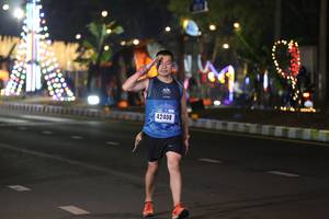 BIB: 42408
                            <button type="button" onclick="openModal(16973600)" class="btn btn-primary btn-sm float-right btn-popup" data-toggle="modal" data-target=".modal-high-quality">
                        <i class="fas fa-shopping-cart"></i> Add to Cart
                    </button>
                                            <button type="button" onclick="isThisMe(16973600, true)" class="btn btn-success btn-sm float-right btn-popup btn-isme hidden" data-toggle="tooltip" data-placement="bottom" title="นี่คือรูปของคุณใช่ไหม คลิกที่นี่เพื่อเอาเข้าอัลบั้ม">
                        <i class="fas fa-plus"></i> Add to album
                    </button>
                    <button type="button" onclick="isThisMe(16973600, false)" class="btn btn-warning btn-sm float-right btn-popup btn-isnotme hidden">
                        <i class="fas fa-ban"></i> Remove from album
                    </button>