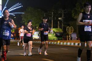 BIB: 40705, 20375, 42831, 27491
                            <button type="button" onclick="openModal(16884088)" class="btn btn-primary btn-sm float-right btn-popup" data-toggle="modal" data-target=".modal-high-quality">
                        <i class="fas fa-shopping-cart"></i> Add to Cart
                    </button>
                                            <button type="button" onclick="isThisMe(16884088, true)" class="btn btn-success btn-sm float-right btn-popup btn-isme hidden" data-toggle="tooltip" data-placement="bottom" title="นี่คือรูปของคุณใช่ไหม คลิกที่นี่เพื่อเอาเข้าอัลบั้ม">
                        <i class="fas fa-plus"></i> Add to album
                    </button>
                    <button type="button" onclick="isThisMe(16884088, false)" class="btn btn-warning btn-sm float-right btn-popup btn-isnotme hidden">
                        <i class="fas fa-ban"></i> Remove from album
                    </button>