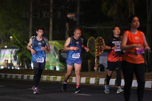 BIB: 289, 43031, 43310
                            <button type="button" onclick="openModal(16886622)" class="btn btn-primary btn-sm float-right btn-popup" data-toggle="modal" data-target=".modal-high-quality">
                        <i class="fas fa-shopping-cart"></i> Add to Cart
                    </button>
                                            <button type="button" onclick="isThisMe(16886622, true)" class="btn btn-success btn-sm float-right btn-popup btn-isme hidden" data-toggle="tooltip" data-placement="bottom" title="นี่คือรูปของคุณใช่ไหม คลิกที่นี่เพื่อเอาเข้าอัลบั้ม">
                        <i class="fas fa-plus"></i> Add to album
                    </button>
                    <button type="button" onclick="isThisMe(16886622, false)" class="btn btn-warning btn-sm float-right btn-popup btn-isnotme hidden">
                        <i class="fas fa-ban"></i> Remove from album
                    </button>
