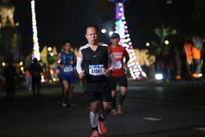 BIB: 41061
                            <button type="button" onclick="openModal(16894534)" class="btn btn-primary btn-sm float-right btn-popup" data-toggle="modal" data-target=".modal-high-quality">
                        <i class="fas fa-shopping-cart"></i> Add to Cart
                    </button>
                                            <button type="button" onclick="isThisMe(16894534, true)" class="btn btn-success btn-sm float-right btn-popup btn-isme hidden" data-toggle="tooltip" data-placement="bottom" title="นี่คือรูปของคุณใช่ไหม คลิกที่นี่เพื่อเอาเข้าอัลบั้ม">
                        <i class="fas fa-plus"></i> Add to album
                    </button>
                    <button type="button" onclick="isThisMe(16894534, false)" class="btn btn-warning btn-sm float-right btn-popup btn-isnotme hidden">
                        <i class="fas fa-ban"></i> Remove from album
                    </button>