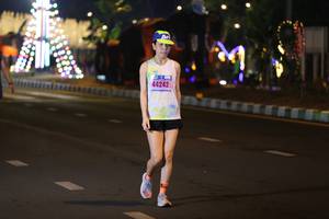 BIB: 44242
                            <button type="button" onclick="openModal(16970911)" class="btn btn-primary btn-sm float-right btn-popup" data-toggle="modal" data-target=".modal-high-quality">
                        <i class="fas fa-shopping-cart"></i> Add to Cart
                    </button>
                                            <button type="button" onclick="isThisMe(16970911, true)" class="btn btn-success btn-sm float-right btn-popup btn-isme hidden" data-toggle="tooltip" data-placement="bottom" title="นี่คือรูปของคุณใช่ไหม คลิกที่นี่เพื่อเอาเข้าอัลบั้ม">
                        <i class="fas fa-plus"></i> Add to album
                    </button>
                    <button type="button" onclick="isThisMe(16970911, false)" class="btn btn-warning btn-sm float-right btn-popup btn-isnotme hidden">
                        <i class="fas fa-ban"></i> Remove from album
                    </button>